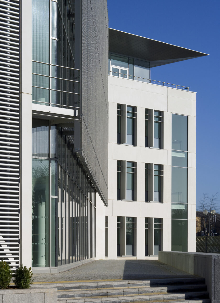 O2 Building Runcorn O2 Headquarters - Projects - Nicholas Hare Architects